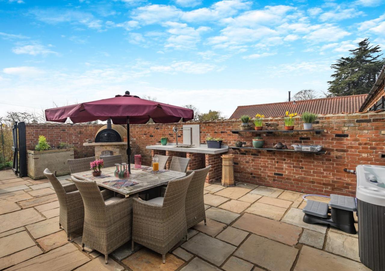 Elms Barn Villa Wangford Exterior photo